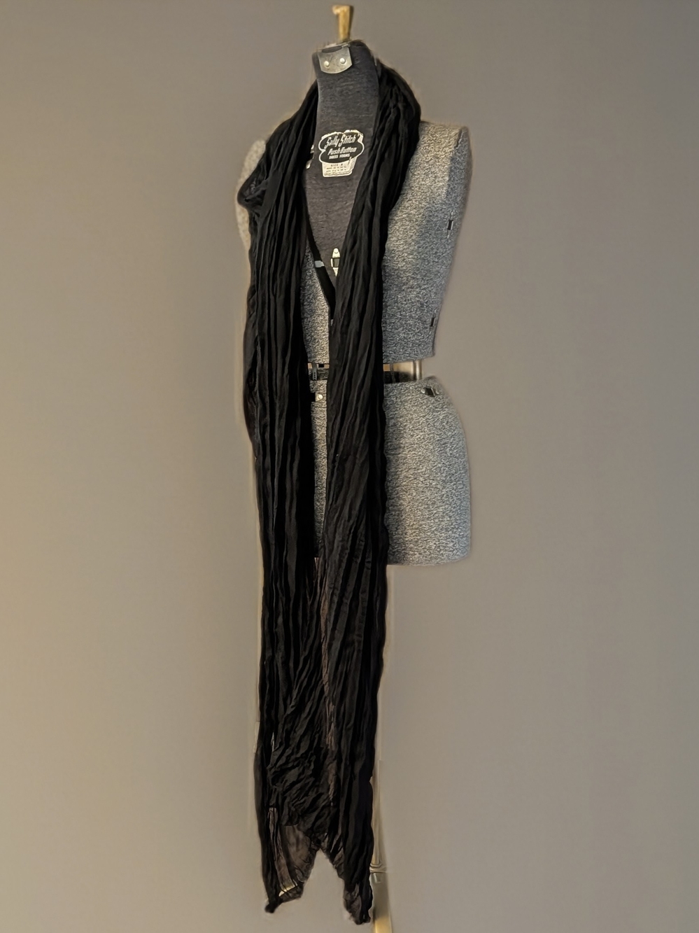 EUC Unbranded Vintage 90s Black Crinkle Gauze Scarf Extra Long Goth Wrap 120x30